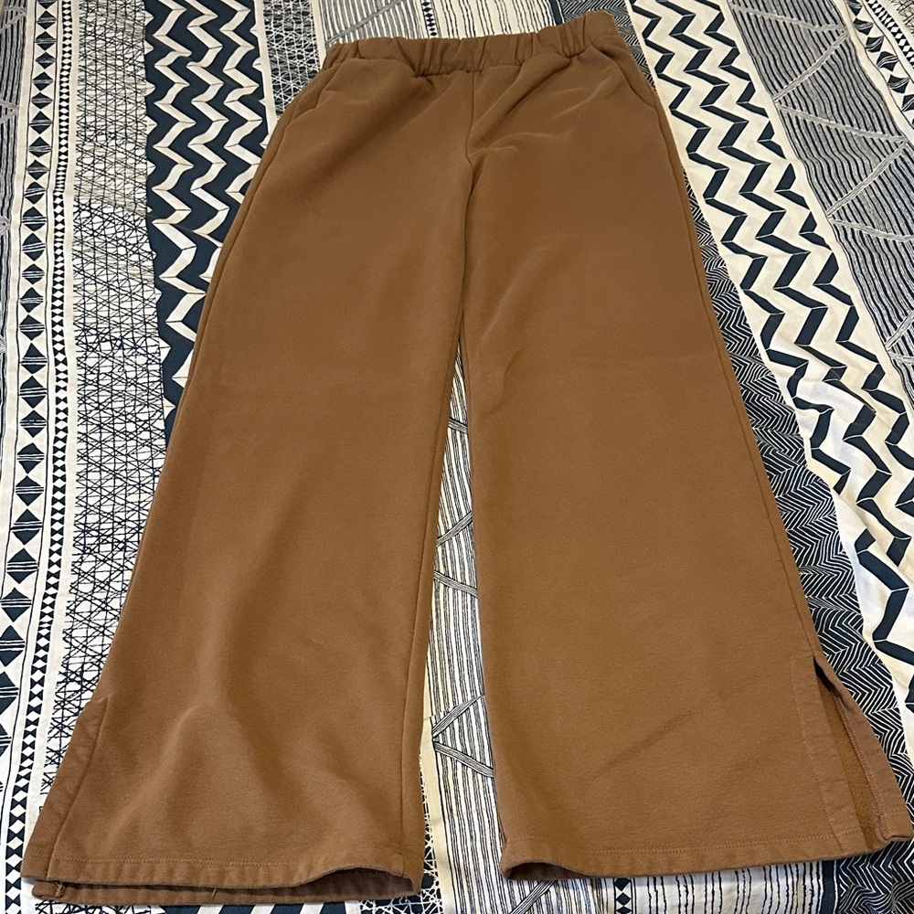 Beyond Yoga Brown Wide leg Sweatpants